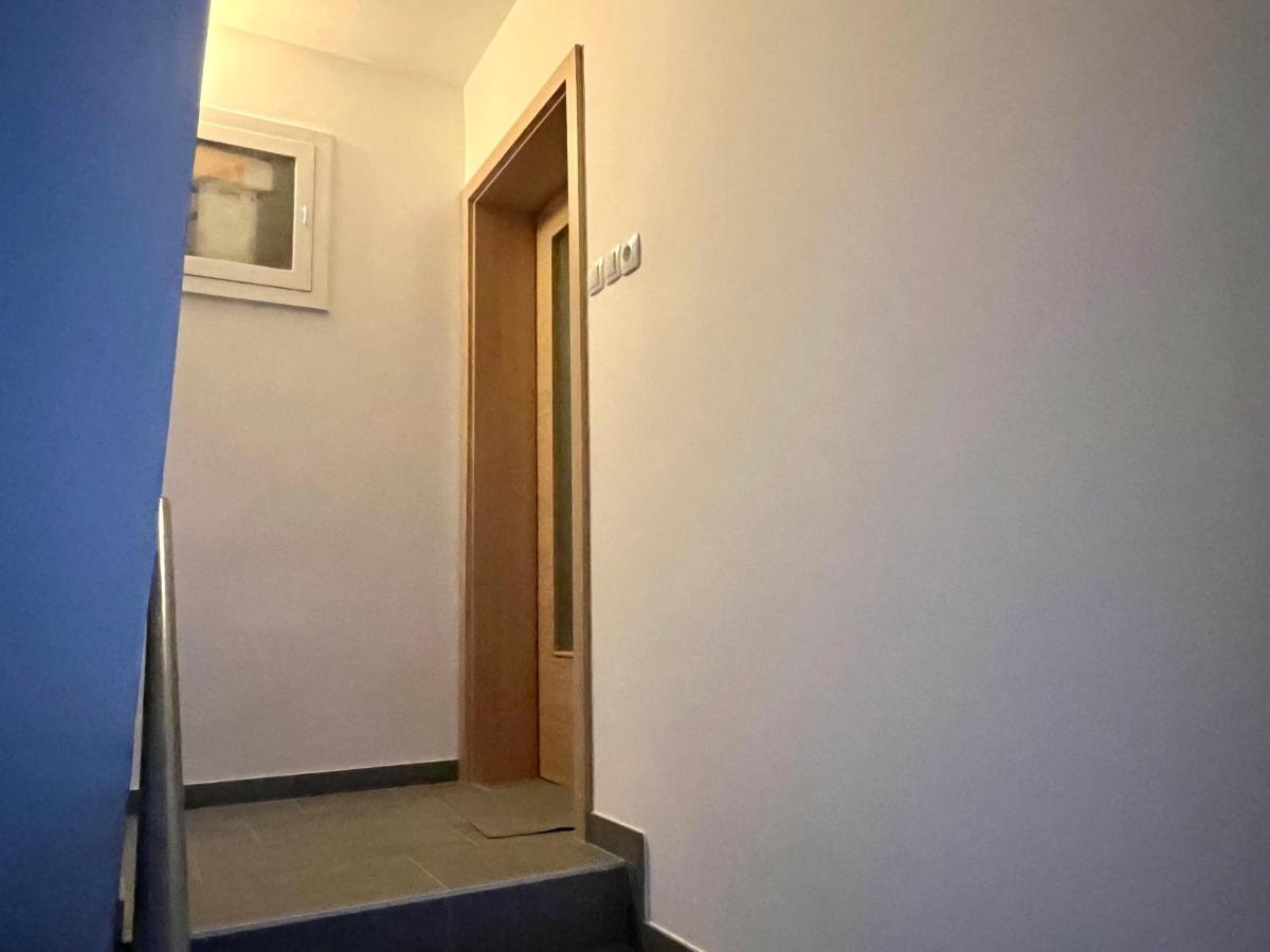Mici'S Apartments Visoko  エクステリア 写真